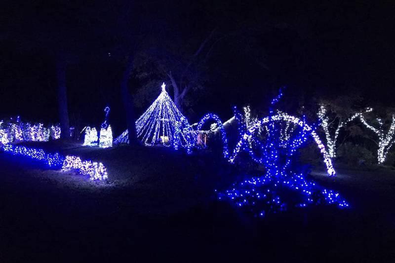 Best places to see Christmas lights in Alabama