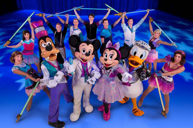 Disney on Ice presents Find Your Hero